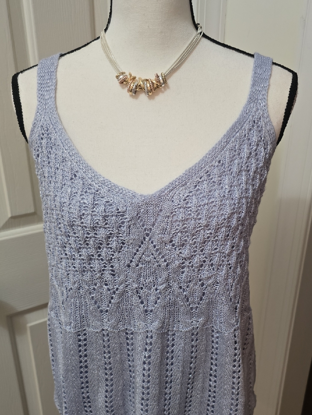 LAUREN CONRAD BRAND WOMEN'S PLUS BLUE "CROCHETED" V-NECK TANK TOP SIZE 2X